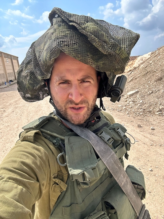 תמונת מופע: מופע הוקרה&colon; גיא הוכמן